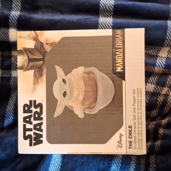 Star Wars Kitchen Star Wars Mandalorian Baby Yoda Salt And Pepper